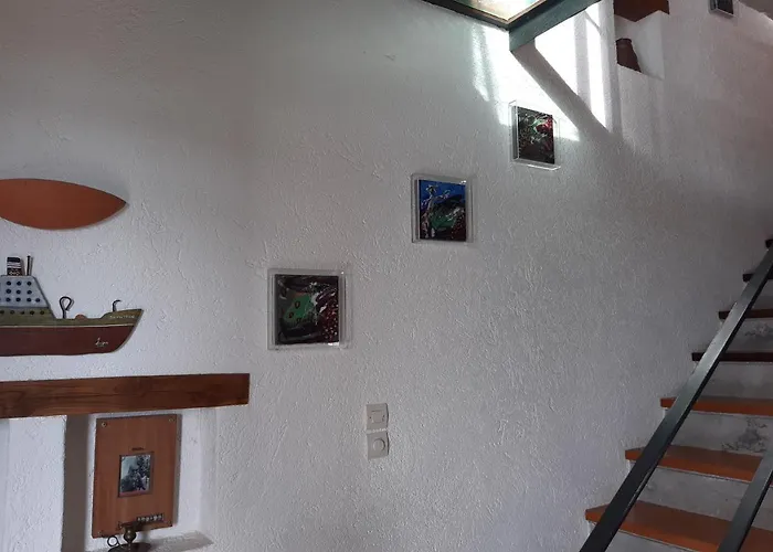 Red Art Maisonette Vakantiehuis Kardhakáta