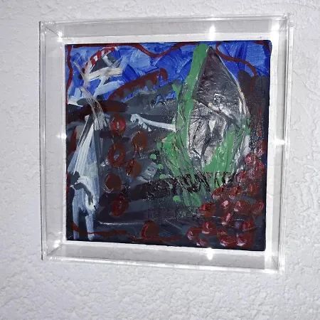 Red Art Maisonette Holiday home Kardhakata